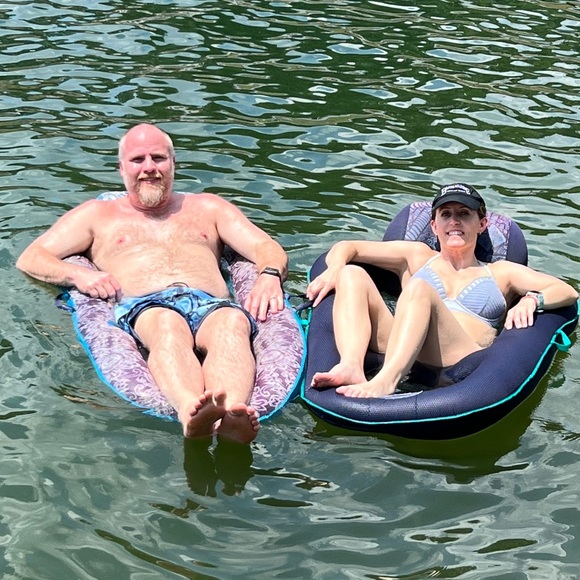 Meet your Posher, April ⭐️ - Picture 13 of 16